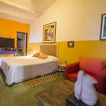 Hotel Pousada Maison Joly