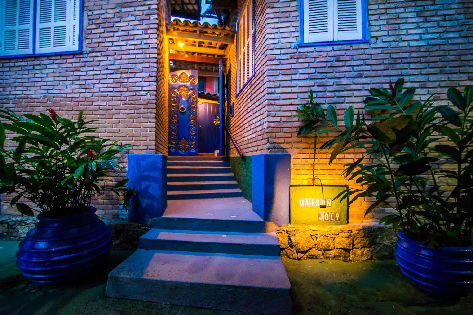 Hotel Pousada Maison Joly Ilhabela